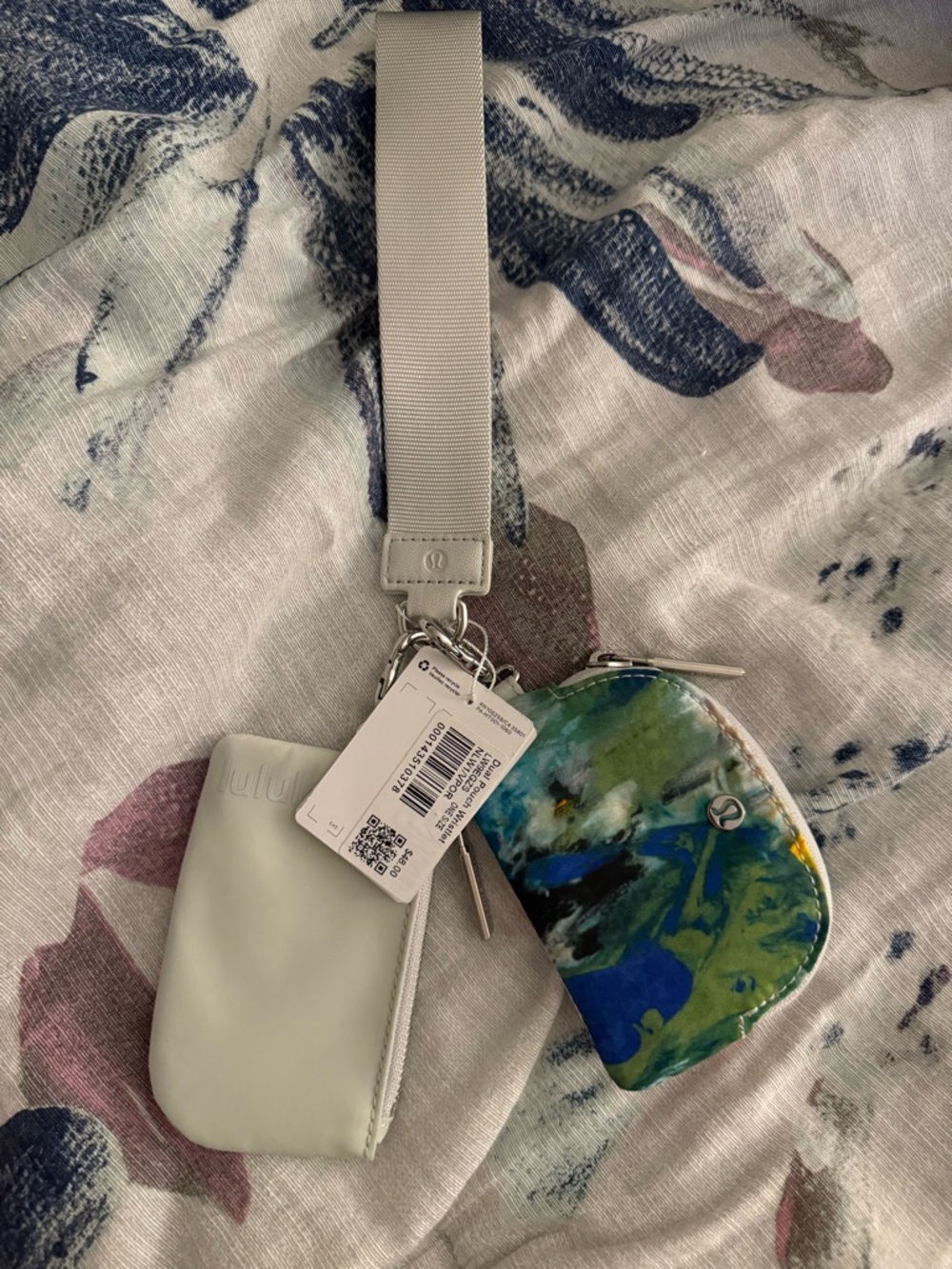 lululemon athletica Dual Pouch Wristlet No Limits Multi White and Vapor